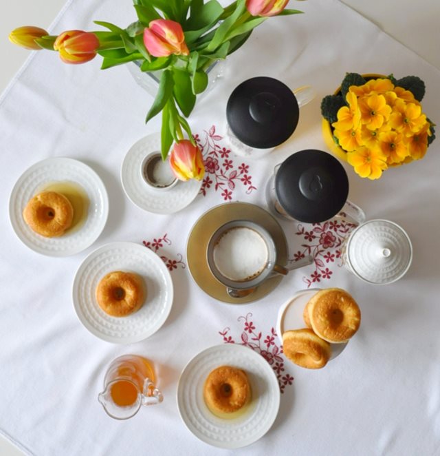 a savarin kav. z vrchu